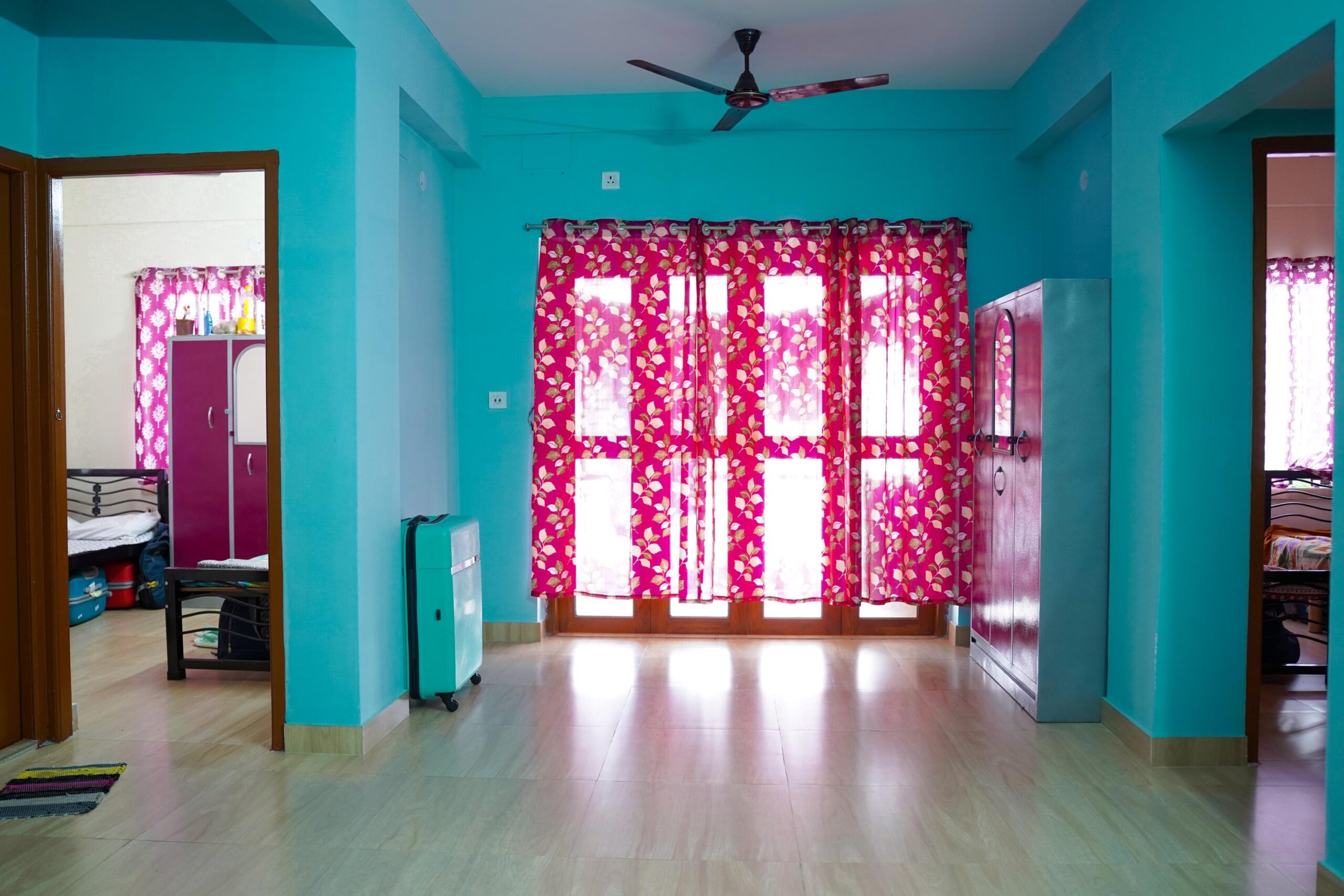 clean rooms pg in newtown kolkata