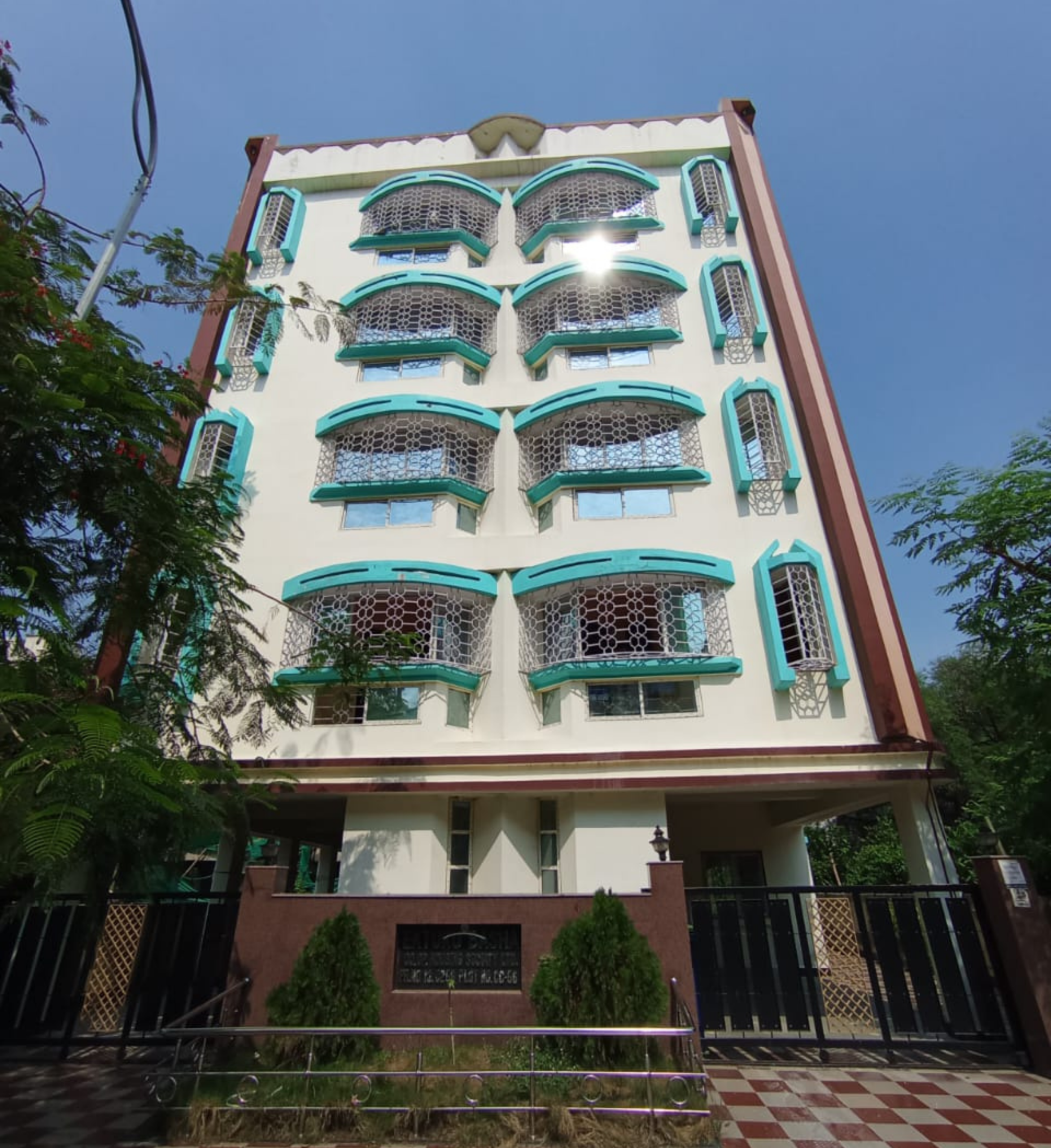 affordable boys pg in newtown